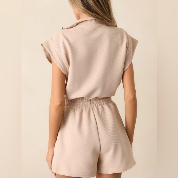 Half-zip romper in taupe NWT - Picture 3 of 3